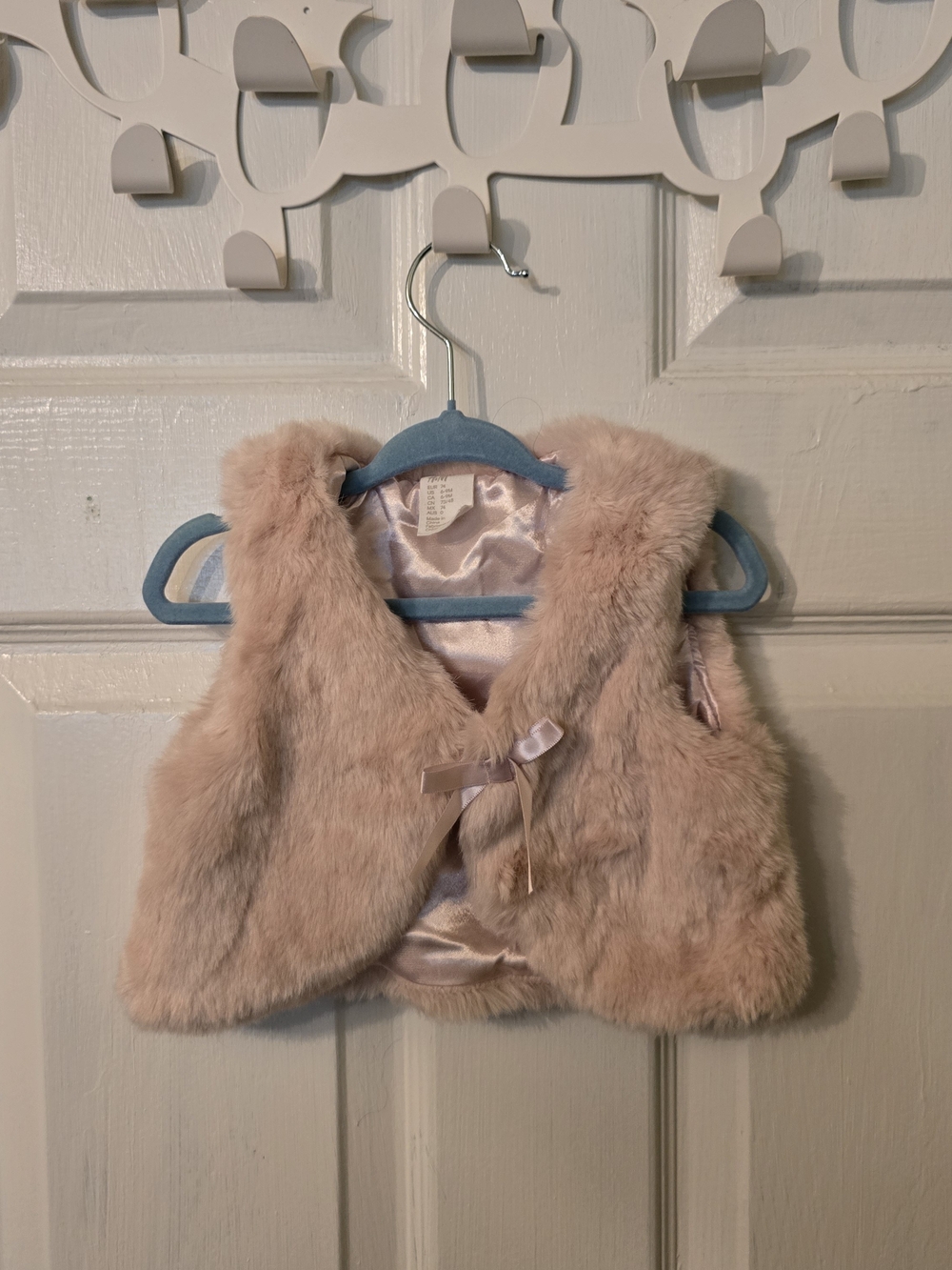 H&M Pink Faux Fur Girls Vest with Satin Bow
